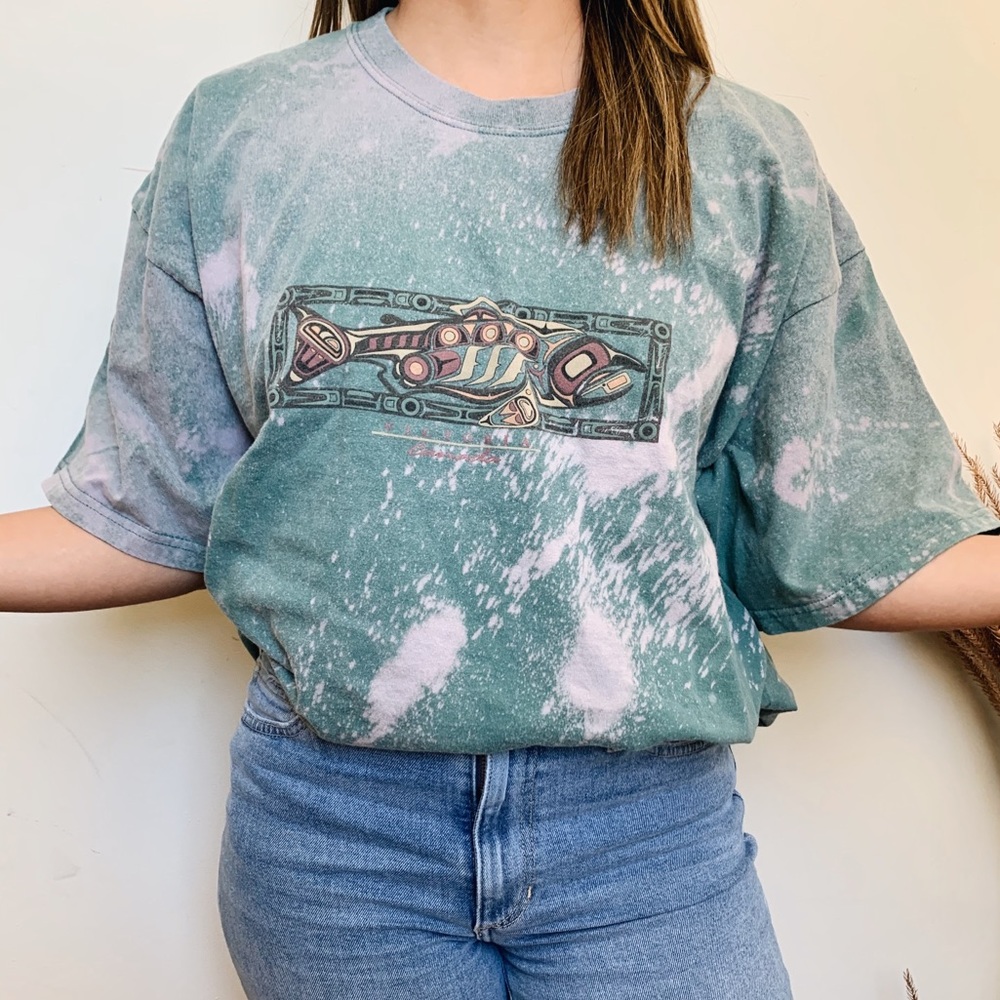 CUSTOM Vintage Victoria Canada Dyer Graphic Tee